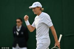 华体会体育赛事直播-日本网球队绝地反击西班牙网球队，兹维列夫爆发神勇的简单介绍