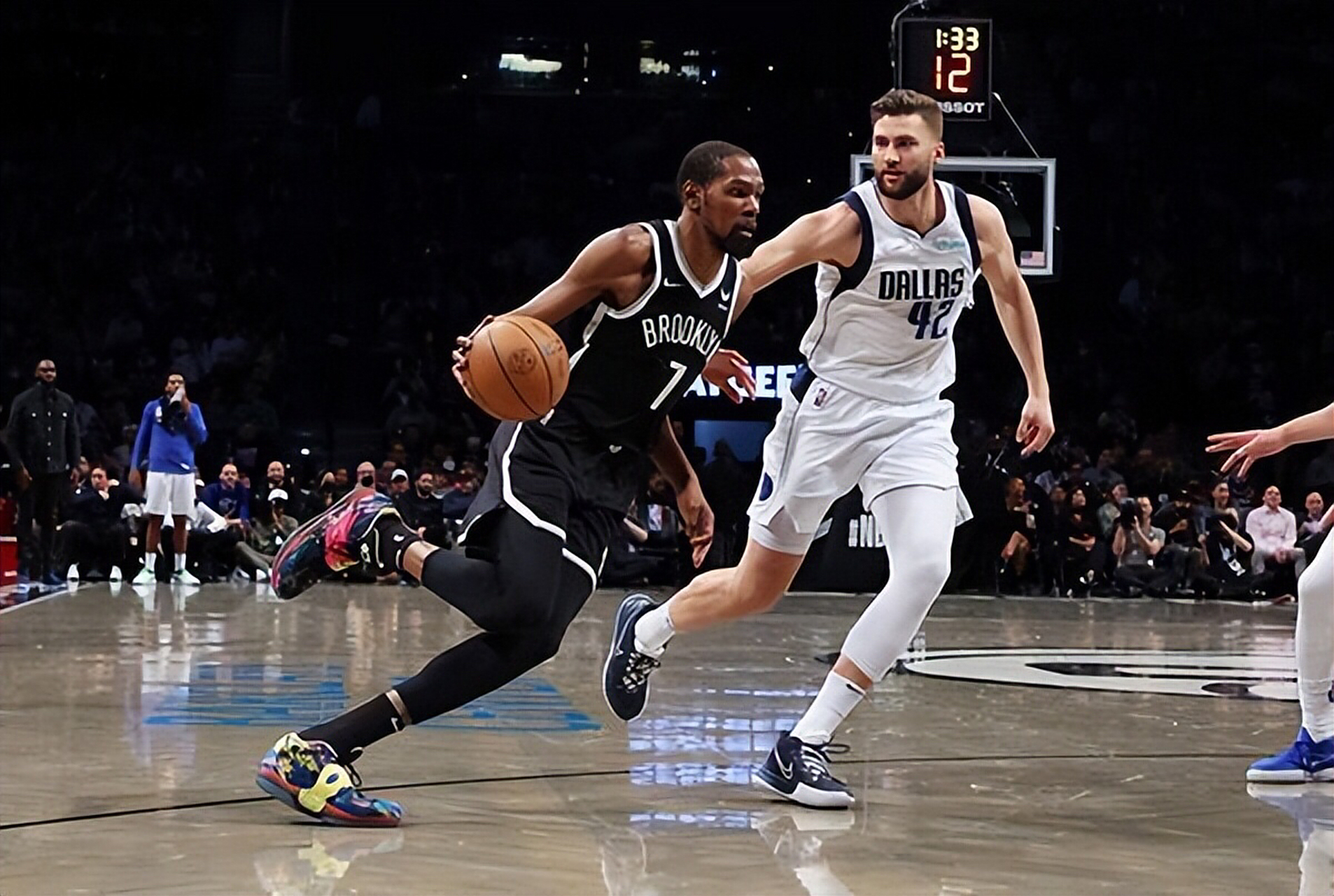 篮网力克独行侠，追平胜场