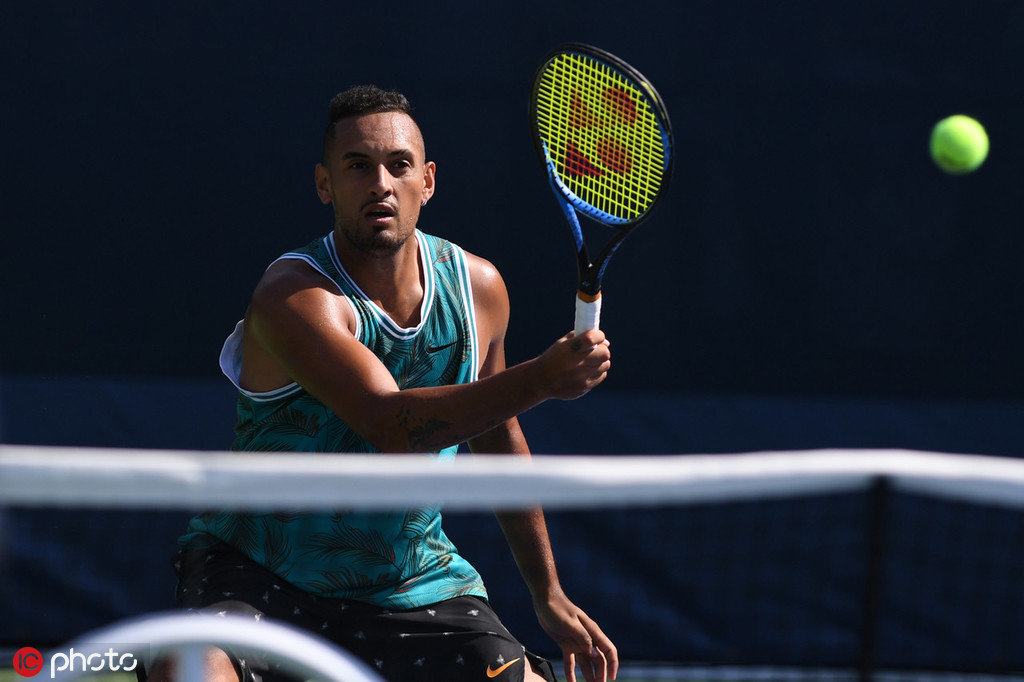 美国网球队绝杀意大利网球队,克耶高斯三分雨点燃全场 美国网球队绝杀意大利网球队,克耶高斯三分雨点燃全场