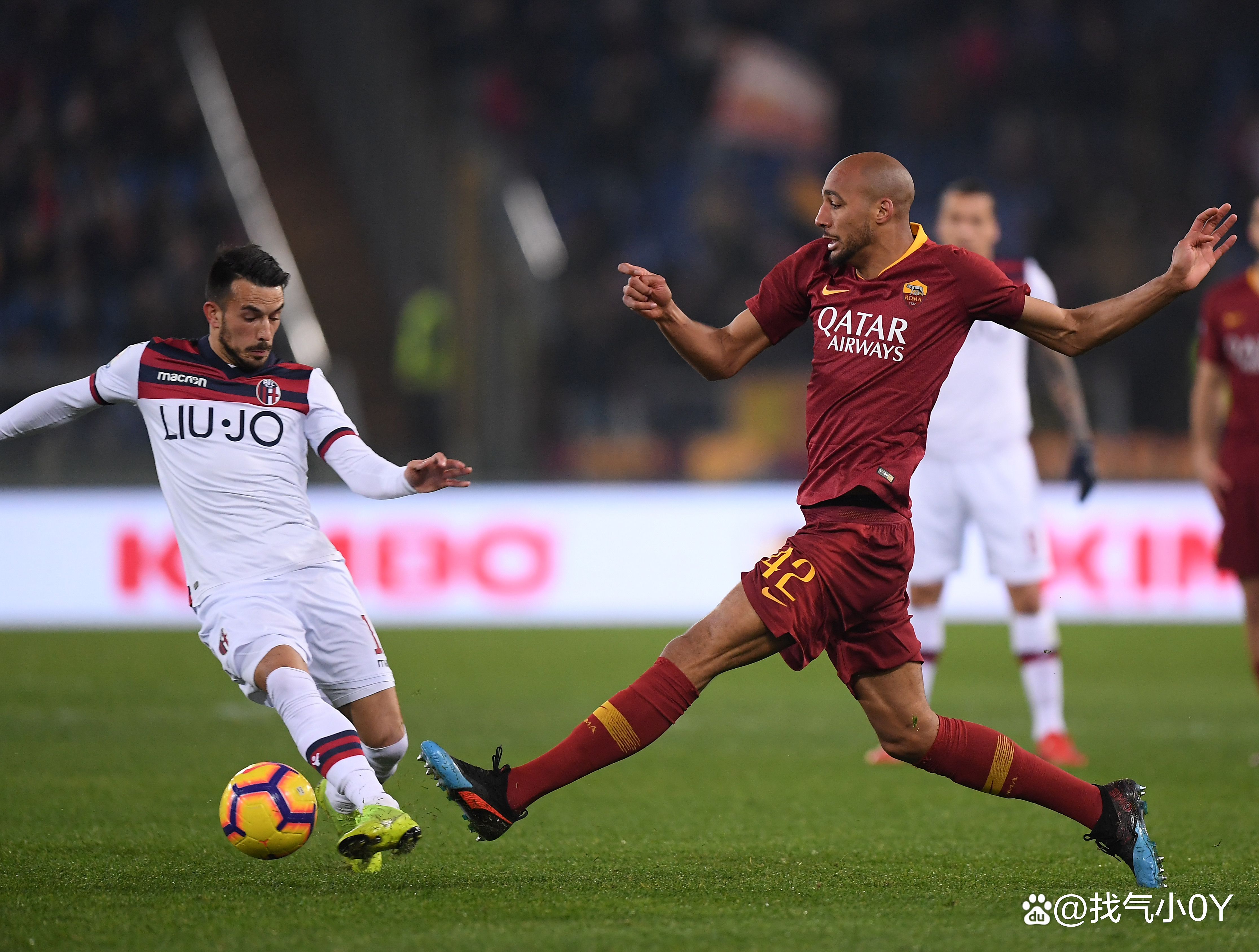 罗马尼亚队挺进下一轮，展现出顽强斗志