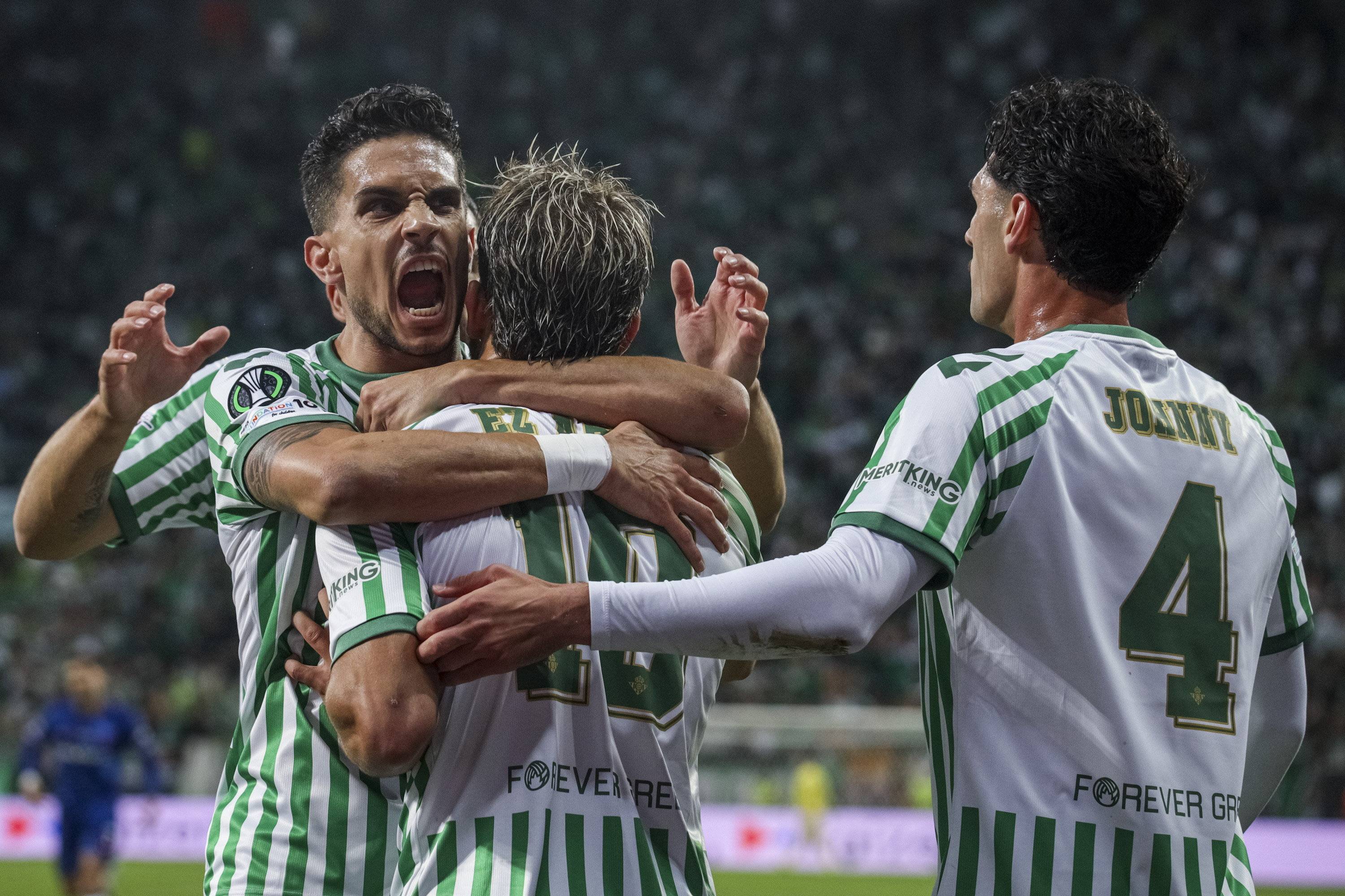 切尔西主场大获全胜，稳步前进的简单介绍