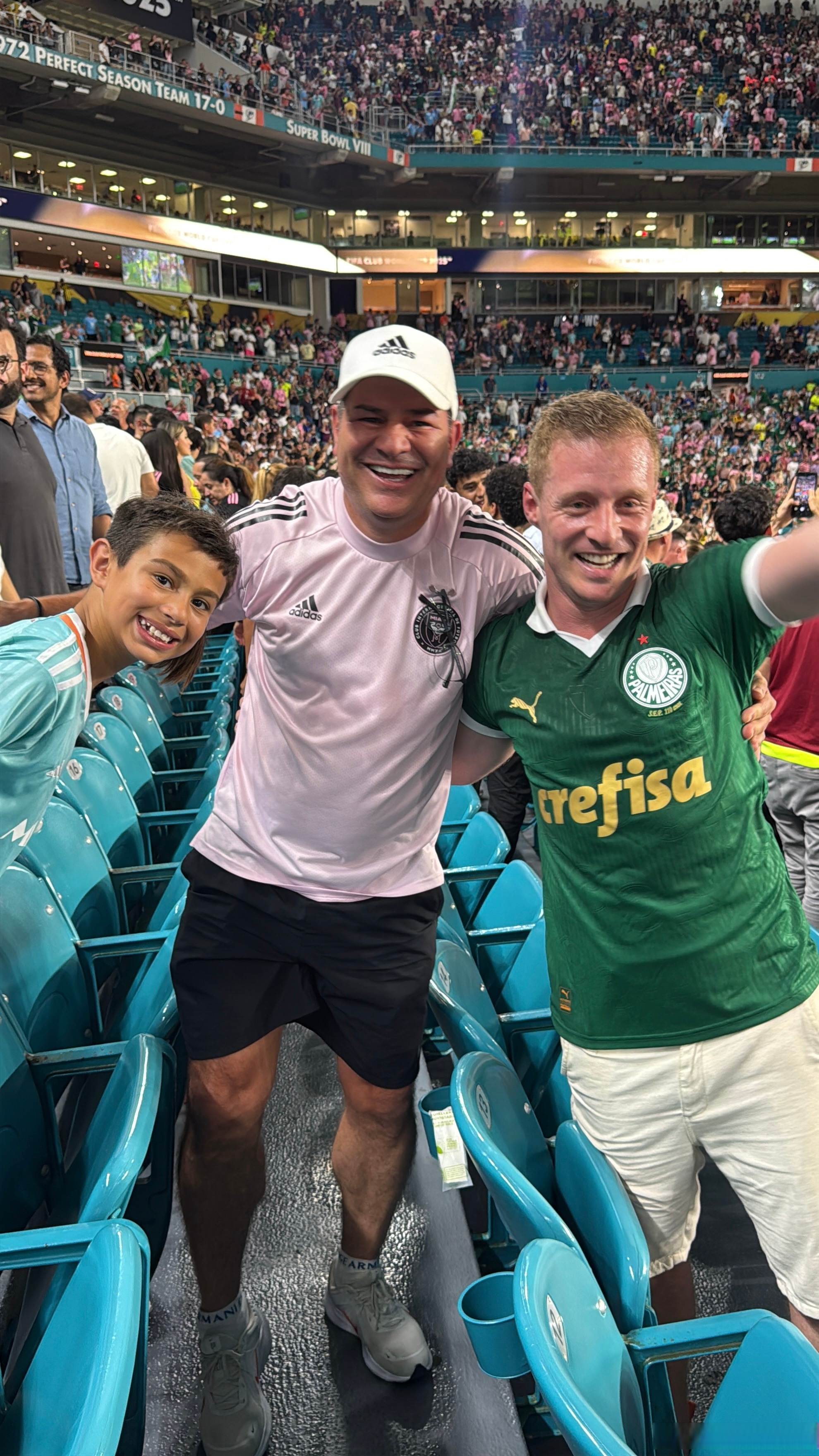 南美球队势如破竹,表现抢眼引发广泛讨论 南美球队势如破竹,表现抢眼引发广泛讨论