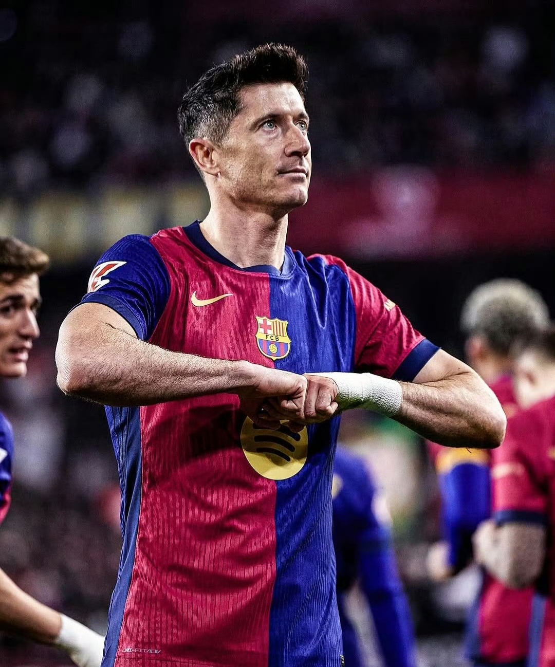 拜仁慕尼黑队浴火重生,取得胜利 拜仁慕尼黑队浴火重生,取得胜利