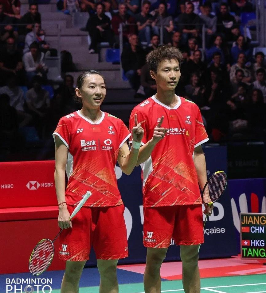 法国队完胜日本队，戴资颖扛起全队